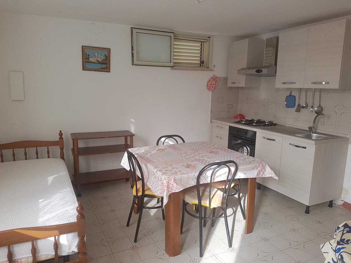 Ws Economy Rooms & Apartment Gallipoli Luaran gambar
